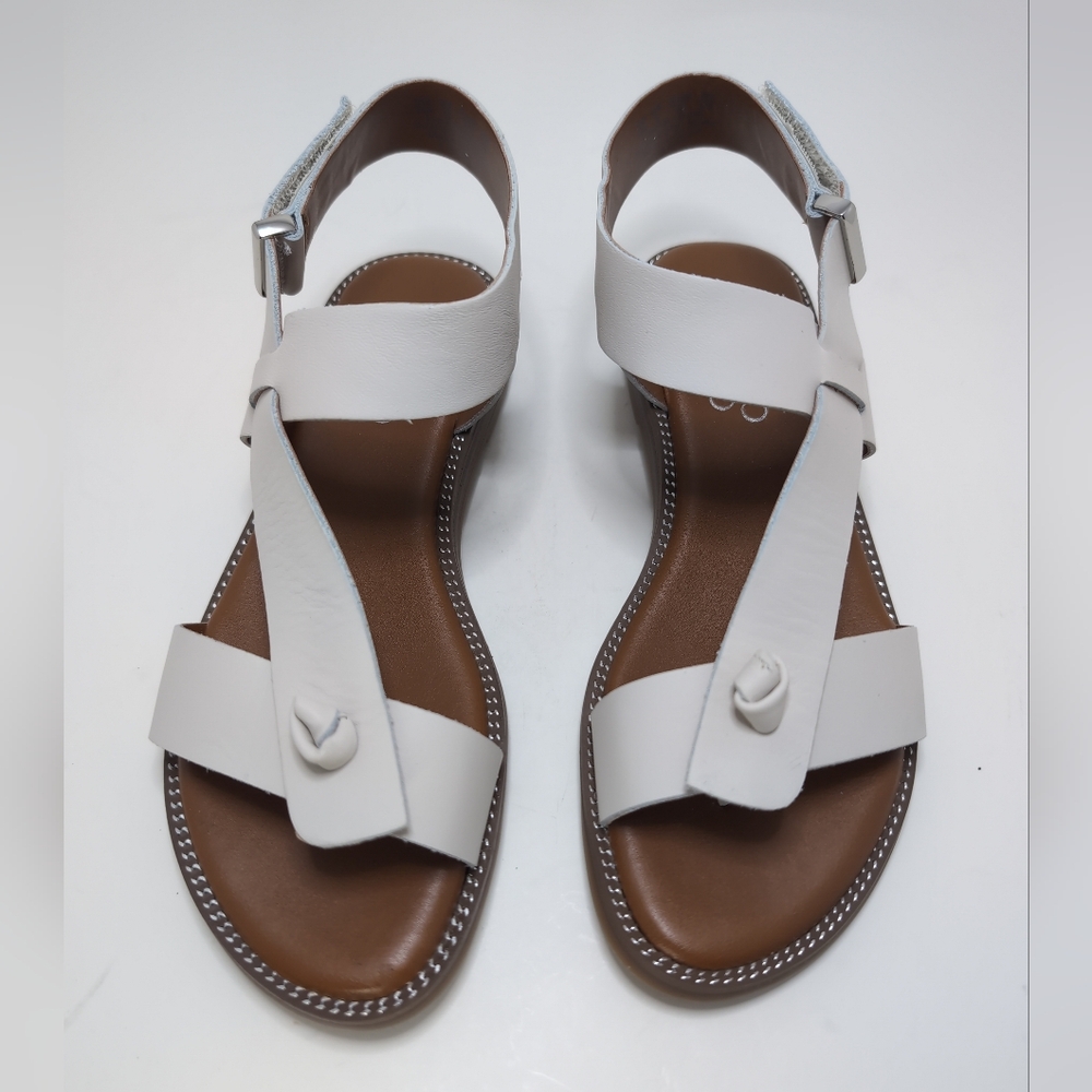 Franco Sarto Glenni Strappy Flat White Leather Sandal Womens Size 5 Like New